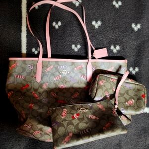 Coach Tote, matching make up bag, and zip purse